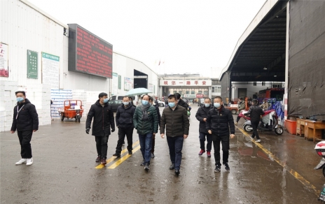 市發(fā)改委、經(jīng)開區(qū)管委會等上級有關(guān)部門領導帶隊檢查市場保供工作